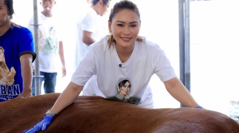 Inul Daratista Kurban 10 Sapi Jumbo di Idul Adha 2026