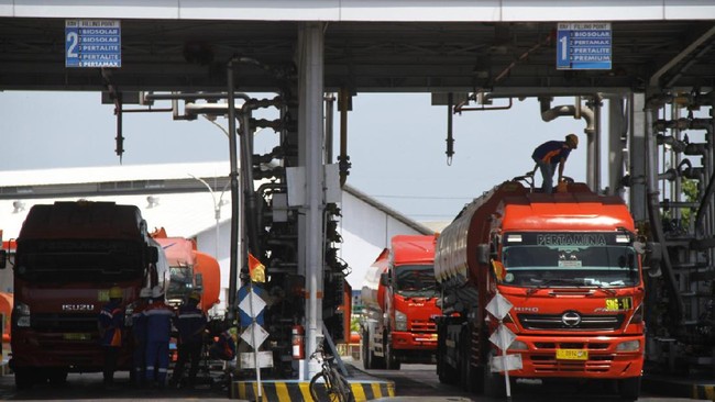 Prabowo Terbitkan Perpres BLU Impor Minyak dan LPG