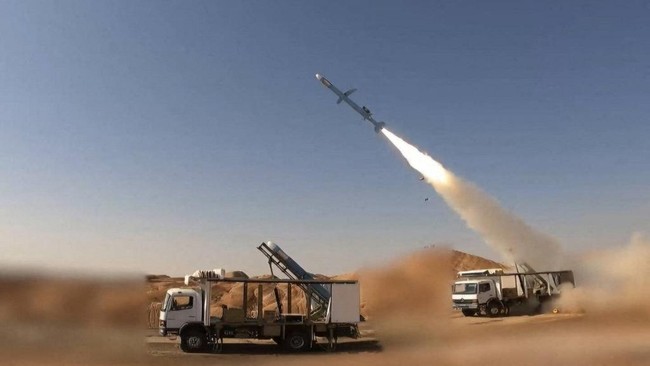 Iran Klaim Jatuhkan Drone AS dengan Sistem Pertahanan Baru Arash-e Kamangir