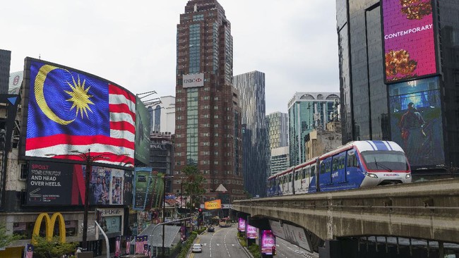 Sistem imigrasi Malaysia lumpuh total