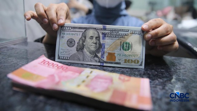 Rupiah melemah tajam terhadap dolar AS di money changer Jakarta