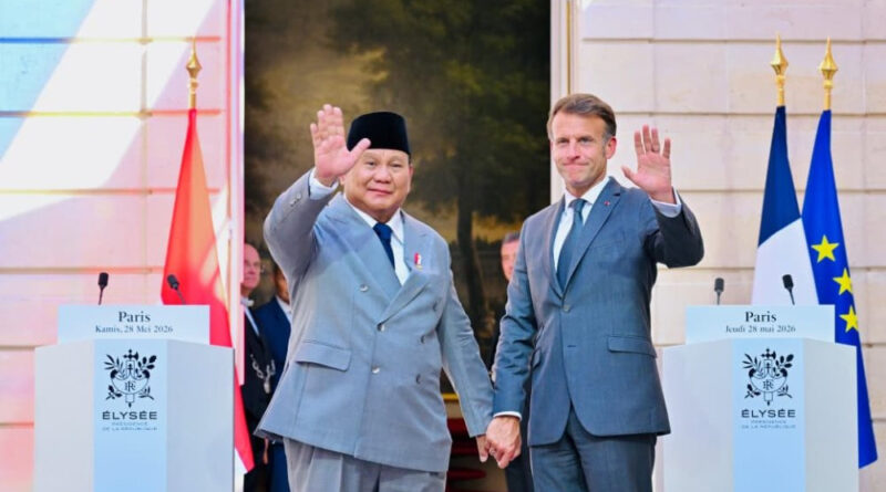 Prabowo Subianto dan Emmanuel Macron saat kunjungan kenegaraan di Istana Elysee Paris Prancis Mei 2026