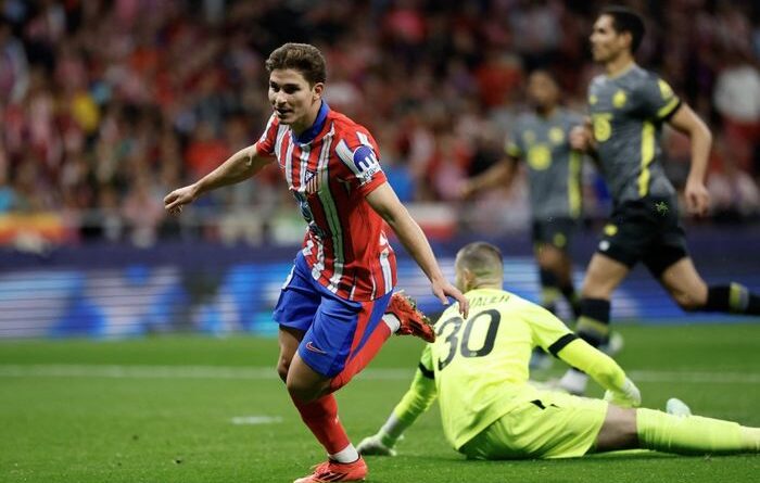 Atletico Madrid memberikan respons terbaru bagi Barcelona terkait rumor transfer Julian Alvarez
