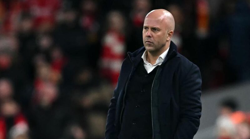 Arne Slot Resmi Mundur dari Liverpool